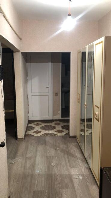 Uzunmüddətli kirayə mənzillər: Xətai Rayonu Cavanşir küçəsi 245 Saylı Məkətəbə Yaxın 2 otaq — 11