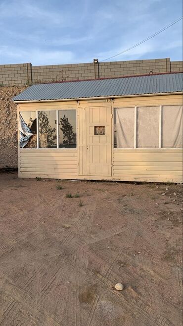 Магазины: Продаю Павильон 3х5 стоит на Иссыкулье есть торг или обмен на машину