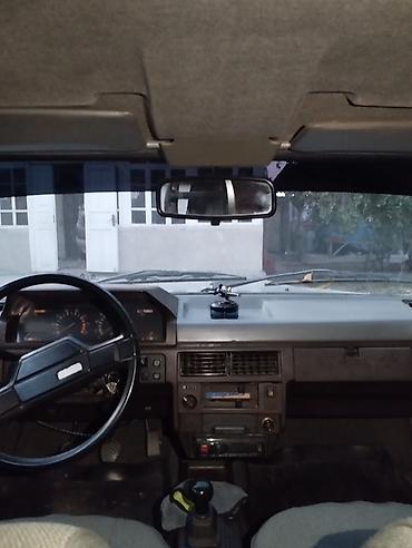 Москвич: Москвич 2141: 1989 г., 1.6 л, Механика, Бензин, Хэтчбэк — 5