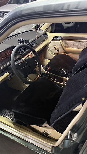 bud e9: Mercedes-Benz W124: 1989 г., 2 л, Механика, Бензин, Седан — 7