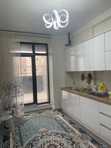 ош базар квартира керек: 1 комната, 70 м², Элитка, 2 этаж, Евроремонт