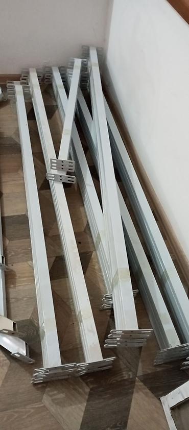 işlenmiş carpayı: Çarpayı hissələri. Kvadrat 4 x 2 sm. Uzunluğu 1.62 və 1.82 m. Yeni — 1