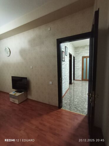 Uzunmüddətli kirayə mənzillər: Otaq yoldawi axdarilir evde hal hazirda bir nefer qalir 3 neferse — 4