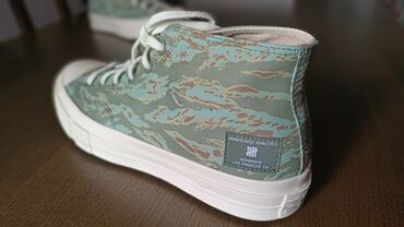 Krasofkalar və idman ayaqqabıları: Converse - Chuck Taylor. Orijinal krossovkalar. Nadir rəng. 44 razmer -da lalafo.az — 4 Krasofkalar və idman ayaqqabıları: Converse - Chuck Taylor. Orijinal krossovkalar. Nadir rəng. 44 razmer — 4