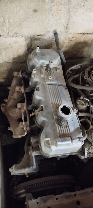 Motor üçün digər detallar: 4G54