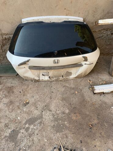 крышка радиатора: Крышка багажника Honda Б/у, цвет - Белый