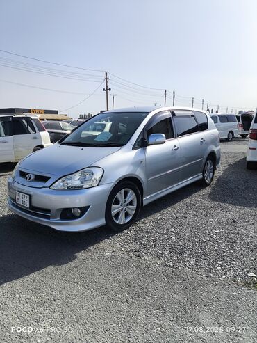 трактор юмз сельхозтехника: Toyota Ipsum: 2003 г., 2.4 л, Автомат, Бензин, Вэн/Минивэн