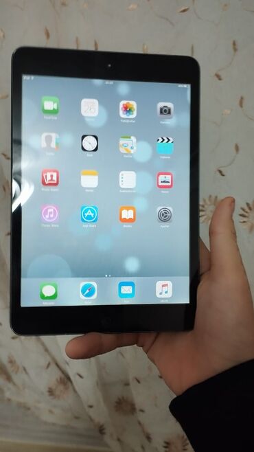 afon 9: İşlənmiş Apple iPad Mini, 7,9", < 64 GB, Ünvandan götürmə