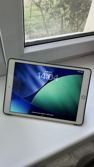 jack 4: Планшет, Apple, память 128 ГБ, 9" - 10", Wi-Fi, Б/у, Классический — 1