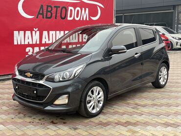 Toyota: Chevrolet Spark: 2019 г., 1 л, Вариатор, Бензин, Седан