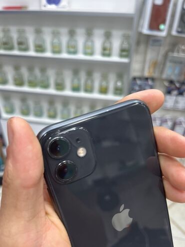 peraşki bişiren aparat: IPhone 11, Qara, Face ID