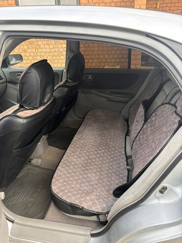 Mazda: Mazda 626: 2001 г., 2 л, Автомат, Бензиновая, Хэтчбэк — 9