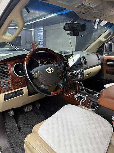 тоета секвойя: Toyota Sequoia: 2010 г., 5.7 л, Автомат, Бензин, Внедорожник — 9