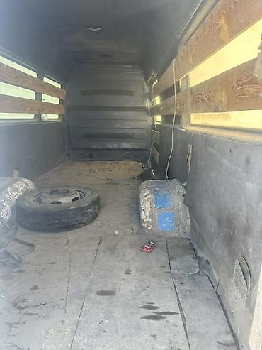 хондай портер: Mercedes-Benz Sprinter (первое поколение, длинная база, высокий крыша) — 7