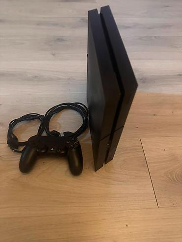 ps4 icare: Playstation 4 satilir. Çox az istifadə olunub. Hətda toplamda istifade — 4