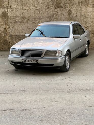 mercedes ölüxanası: Mercedes-Benz C 180: 1.8 l | 1997 il Sedan