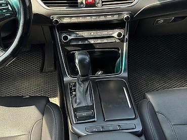 Hyundai: Hyundai Grandeur: 2019 г., 3 л, Автомат, Газ, Седан — 4