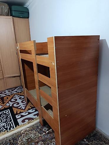 двух етажный кравать: Двухъярусная детская кровать из ЛДСП (цвет под бук/вишню) — 3