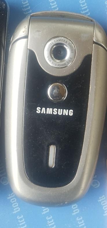 nokia xpressmusic 5310: Kolleksiya üçün 3 ədəd köhnə model mobil telefon dəsti 1) Samsung — 1