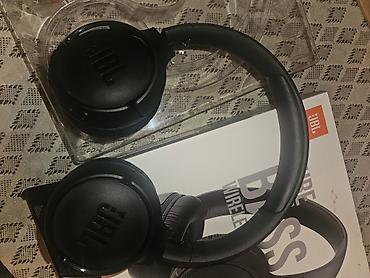 Masaüstü kompüterlər və komponentlər: JBL Tune 570BT Bluetooth qulaqcıq Yeni kimidir 1 ya 2 dəfə işlənib — 1