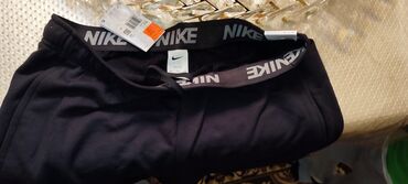 nike kg: Спорттук костюм 2XL (EU 44), түсү - Кара