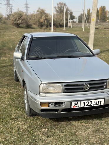 Volkswagen: Volkswagen Vento: 1996 г., 1.8 л, Механика, Бензин, Седан — 9