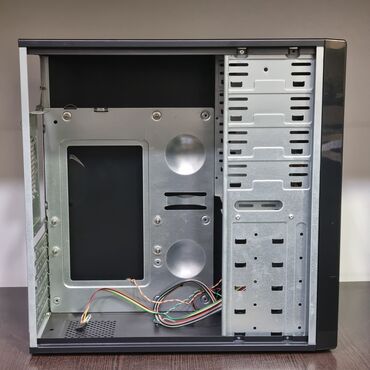 Корпусы ПК: Корпус ПК, Б/у, Delux, ATX, цвет - Черный — 6