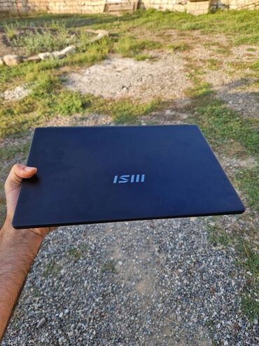 gaming notebook: Intel Core i5, 8 GB, 12.5 "