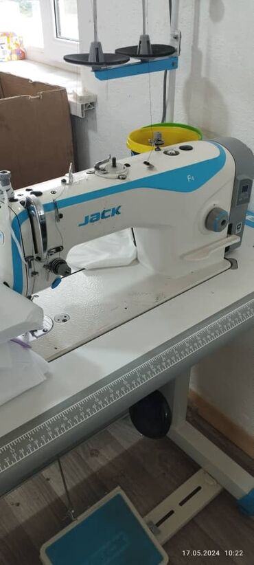 швейные машинки в аренду: Тигүүчү машина Jack, Электромеханикалык, Жарым автоматтык