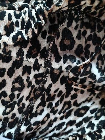 Ostale pantalone: Ženske pantalone sa leopard printom - Širok, ravan kroj nogavica – — 9