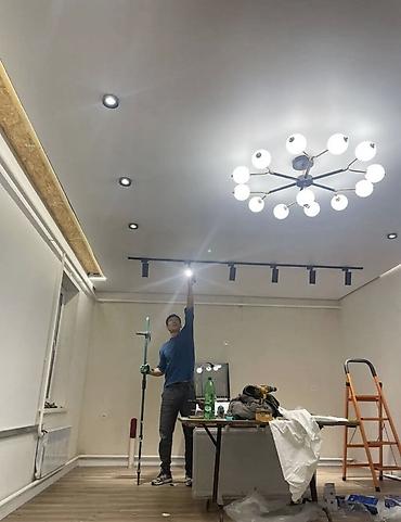 Натяжной потолок: Натяжные потолки с интегрированными световыми линиями - — 21