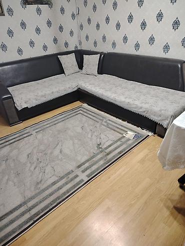 Divan 100 azn satılır.Açılır taxt olur.Bir terefide bazadı.Ünvan lalafo.az -da Divan 100 azn satılır.Açılır taxt olur.Bir terefide bazadı.Ünvan