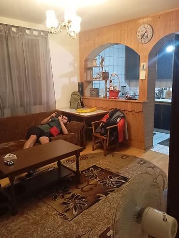 izdavanje kuća beograd: Izdaje se kuca u vlaskom dolu 10km od smederevske palanke.150kv voda — 7