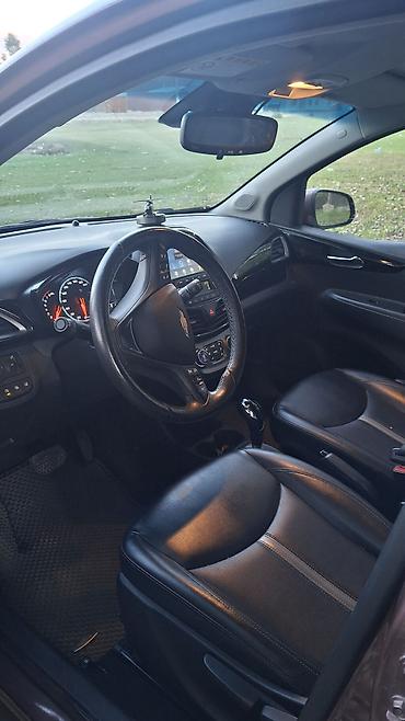 на нексия 1: Chevrolet Spark: 2018 г., 1 л, Автомат, Бензин, Хэтчбэк — 5