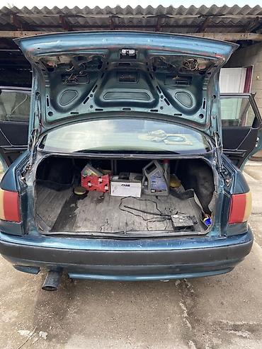 аудио техника: Audi 80: 1992 г., 2.3 л, Седан — 5