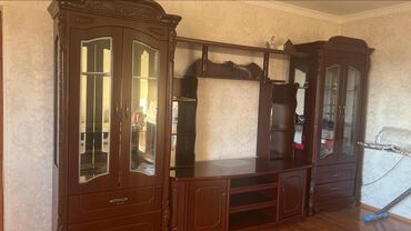 Серванты: Сервант, Б/у, Дерево