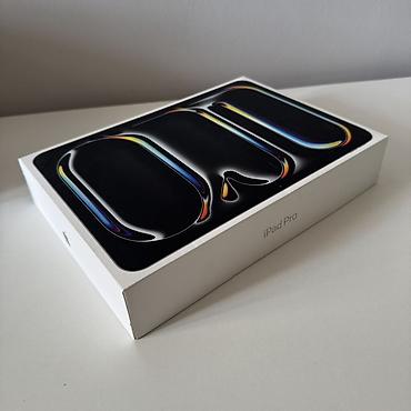 Планшеты: Планшет, Apple, память 1 ТБ, 10" - 11", Wi-Fi, Б/у, Классический цвет - Серебристый — 6