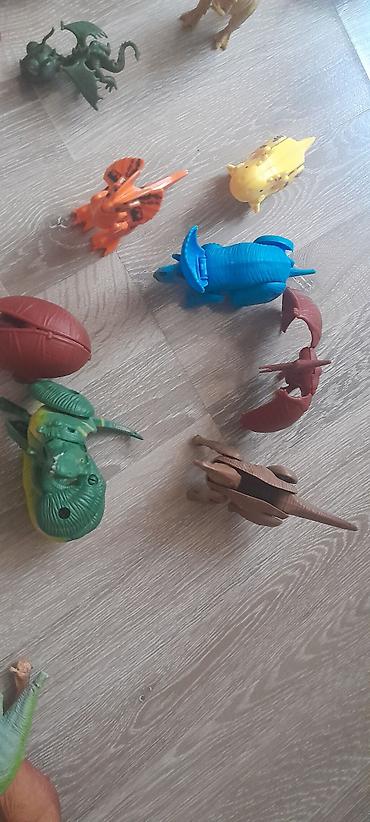 İncəsənət və kolleksiyalar: 20 man Məhsul: Dinozavr və fantastik heyvan fiqurlarından böyük — 5