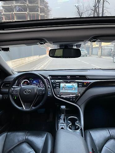 mersedes s klas: Toyota Camry: 2018 г., 2.5 л, Автомат, Гибрид — 8