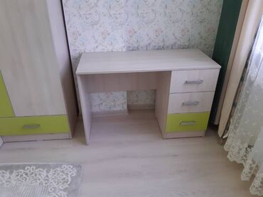 жк манчестер: 3 комнаты, 90 м², Элитка, 2 этаж, Евроремонт