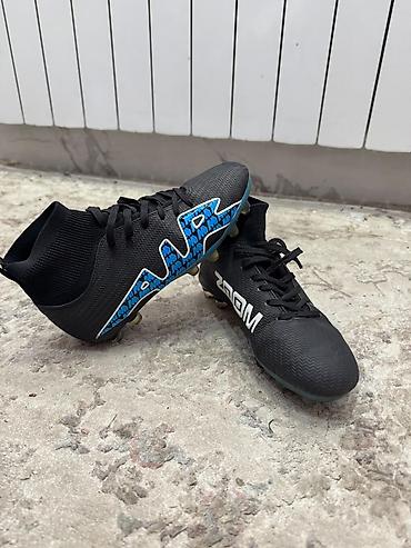 nike react: Продаю футбольные бутсы Air Zoom размер 34 — 1