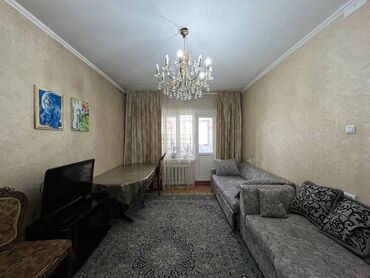 Продажа домов: 3 комнаты, 64 м², 106 серия, 3 этаж, Старый ремонт
