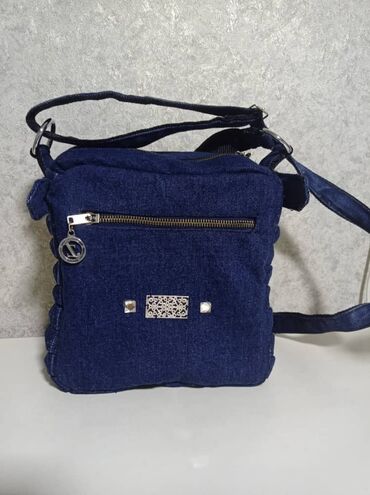 Другие сумки: Продаю джинсовую сумку ручной работы, смотрится очень — 4