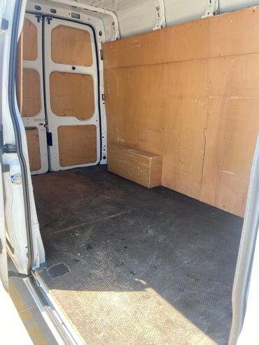 Ford: Ford Transit: 2.2 l | 2013 il 209036 km Van body type — 5