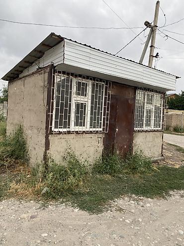 охрана бутка: Металлический киоск/павильон с окнами и решётками - Конструкция — 1