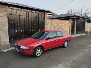 Nissan Primera: 1992 г., 1.6 л, Механика, Бензин, Седан