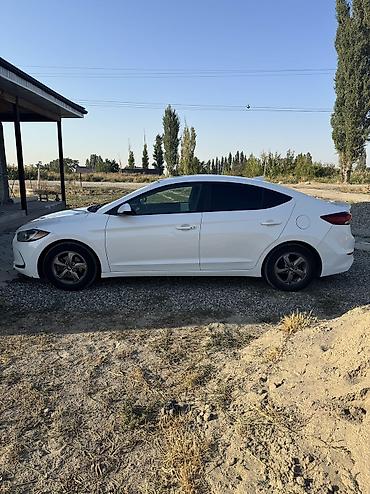 byd han ev: Hyundai Elantra: 2018 г., 1.4 л, Бензин — 2
