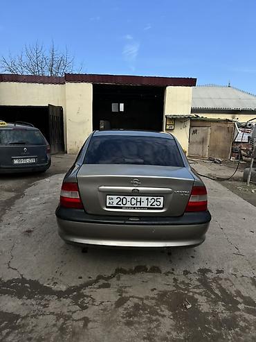 Opel: Opel Vectra B sedan - Gümüşü rəng, 4 qapı, arxa işıqlar və krom — 2
