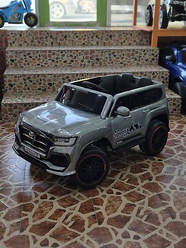 golf masini: 👑 Toyota Land Cruiser LC300 2026 – Yapon Əfsanəsi İndi Uşaqlar üçün! — 8