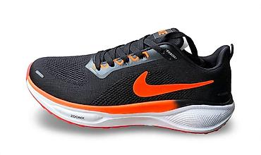 amisi u srbiji: Nike patike za trčanje – crno/narandžasta kombinacija - Lagani — 1
